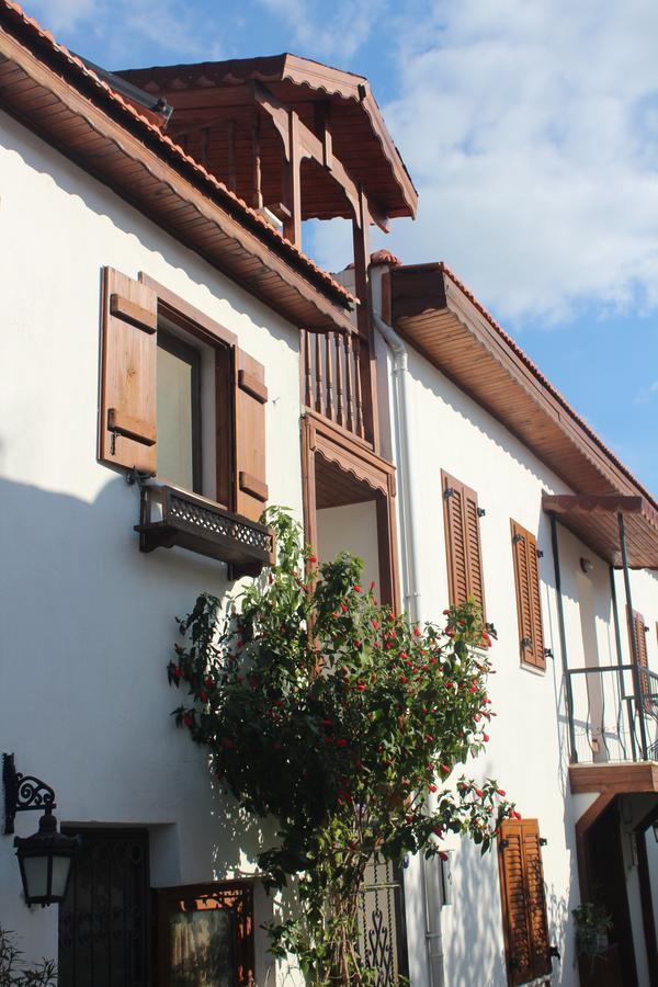 Silenos Boutique Hotel Сеферихисар Екстериор снимка